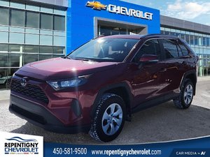 Toyota RAV4 LE 2020