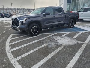 Toyota Tundra SR5 TRD OFF ROAD 2024