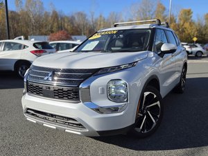 Mitsubishi Outlander SE 2024