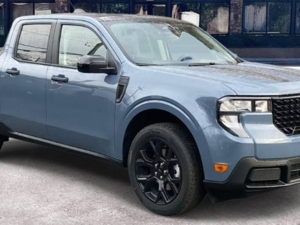 2023 Ford MAVERICK XLT