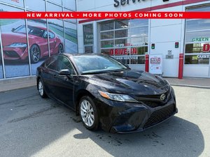 Toyota Camry SE 2020