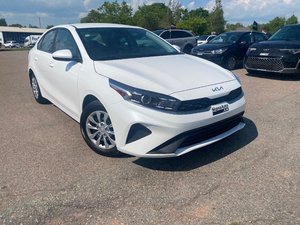 Kia Forte LX | Cam | USB | HtdSeats | Warranty to 2028 2023