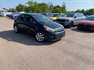 Kia RIO EX | 6-Spd | SunRoof | Cam | USB | Bluetooth | XM 2017
