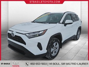 Toyota RAV4 XLE AWD MAGS TOIT VOLANT/SIÈGES CHAUFFANTS APPLE 2022