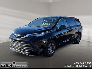 2021 Toyota SIENNA LE