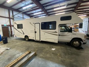 2017 Ford E45 majestic