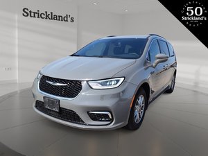 2022 Chrysler Pacifica Touring