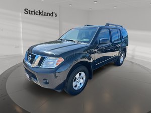 2012 Nissan Pathfinder LE AWD at