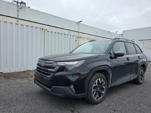 Subaru Forester Touring // CAMÉRA DE RECUL, BANC CHAUFFANT, TOIT P 2025