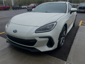 Subaru BRZ base 2024