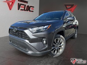2023 Toyota RAV4 XLE *CUIR, TOIT OUVRANT, MAGS*