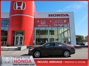 2015 Chevrolet Malibu 4dr Sdn LT w-1LT