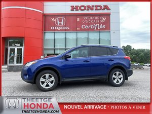 Toyota RAV4 AWD 4dr XLE 2014