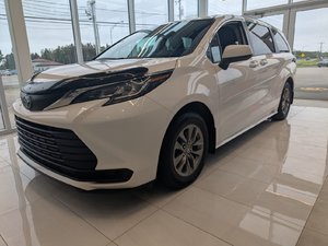 Toyota Sienna LE AWD 8 PLACES 2022