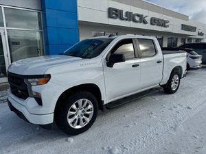 Chevrolet Silverado Short BOX Crew CAB 1500 4WD Custom 2022