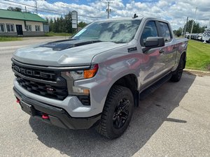 2024 Chevrolet Silverado Short BOX Crew CAB 1500 4WD Custom Trail Boss