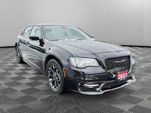 2023 Chrysler 300 Touring L