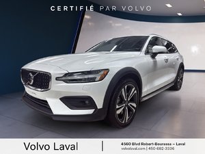 Volvo V60 Cross Country Ultimate 2024