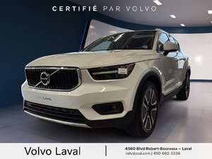 Volvo XC40 Momentum 2021