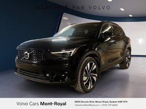 Volvo XC40 Ultimate Dark Theme 2024