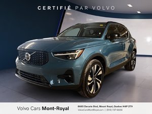 2024 Volvo XC40 Plus Dark Theme