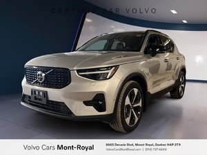 Volvo XC40 Plus Dark Theme 2024