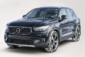 2022 Volvo XC40 T5 AWD Inscription