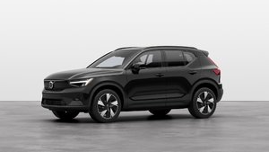 2025 Volvo EX40 TWIN Plus