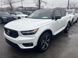 2021 Volvo XC40 T5 AWD R-Design