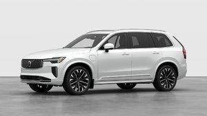 2026 Volvo XC90 PLUG-IN HYBRID Plus 7-Seater (Bright Theme)