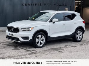 2021 Volvo XC40 T5 AWD Momentum
