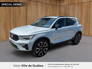 2024 Volvo XC40 Ultimate Dark Theme