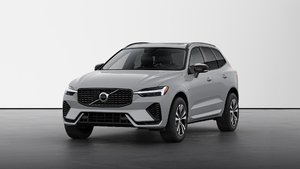2025 Volvo XC60 Plug-in Hybrid CORE DARK THEME