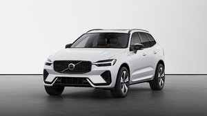 2025 Volvo XC60 Plug-in Hybrid PLUS DARK THEME