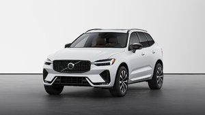Volvo XC60 PLUS DARK THEME 2025