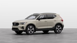 2025 Volvo XC40 Plus Dark