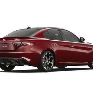 ALFA ROMEO GIULIA VELOCE 2024 photo-4