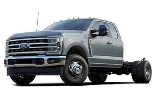 2023 FORD F-350 DRW CHASSIS CAB LARIAT photo-1