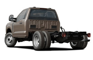 2023 FORD F-350 DRW CHASSIS CAB XLT photo-5