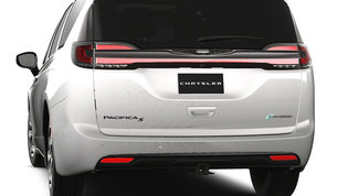 CHRYSLER PACIFICA HYBRID LIMITED S APPEARANCE 2025 photo-5