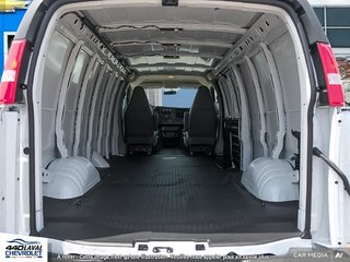 2025 GMC Savana cargo 3500 WT 155 in Charlemagne, Quebec - 6 - w320h240px