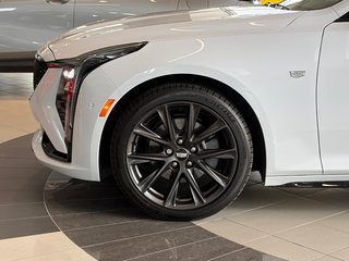 Cadillac CT5  2026 à Joliette, Québec - 5 - w320h240px