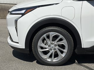 2027 Chevrolet Bolt in Joliette, Quebec - 6 - w320h240px