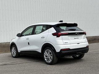 2027 Chevrolet Bolt in Joliette, Quebec - 4 - w320h240px