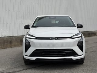 2027 Chevrolet Bolt in Joliette, Quebec - 2 - w320h240px