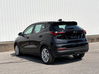 2027 Chevrolet Bolt in Joliette, Quebec - 4 - w320h240px