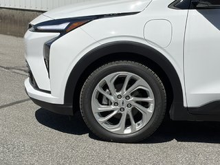 Chevrolet Bolt  2027 à Joliette, Québec - 6 - w320h240px