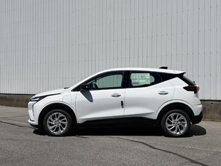 2027 Chevrolet Bolt in Joliette, Quebec - 3 - w320h240px
