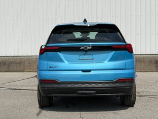 2027 Chevrolet Bolt in Joliette, Quebec - 5 - w320h240px