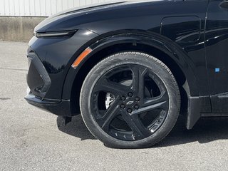 Chevrolet Equinox EV  2026 à Joliette, Québec - 6 - w320h240px